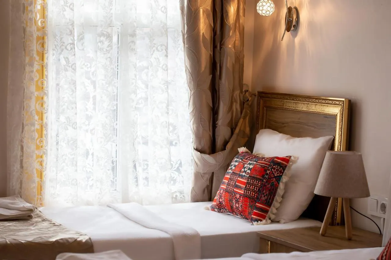 April Hotel Istanbul