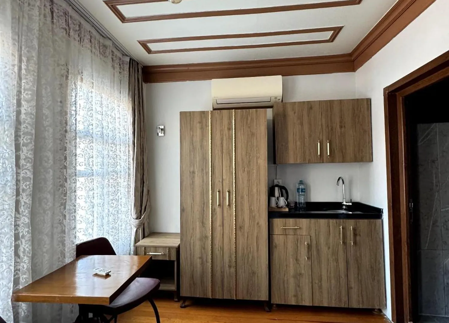 April Hotel Istanbul