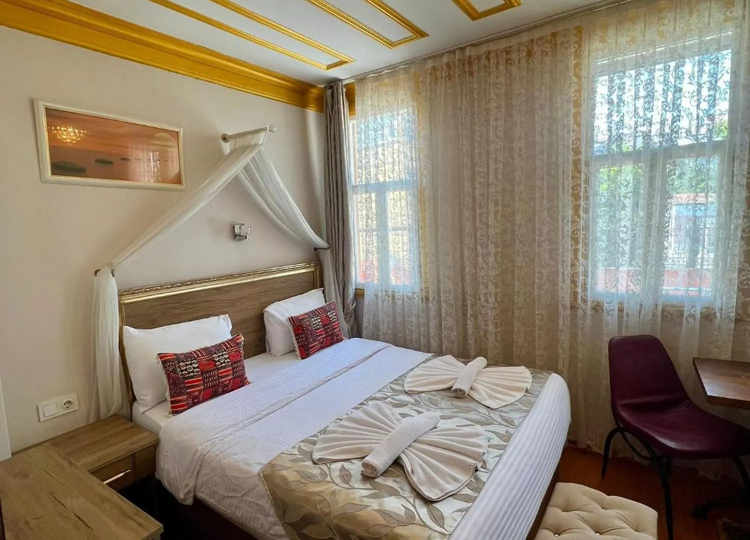 **  April Hotel Istanbul Turkey