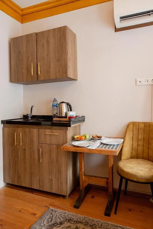 April Hotel Istanbul