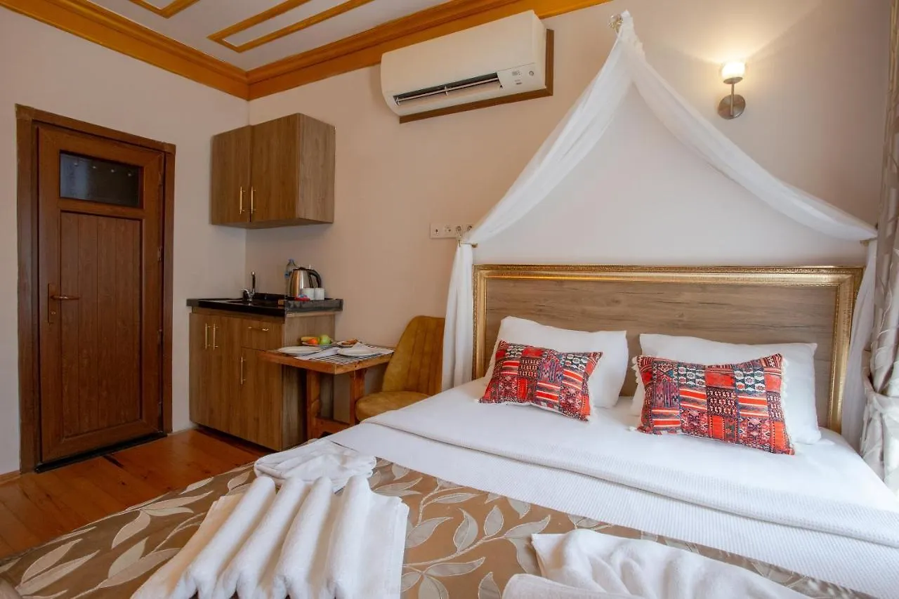 April Hotel Istanbul