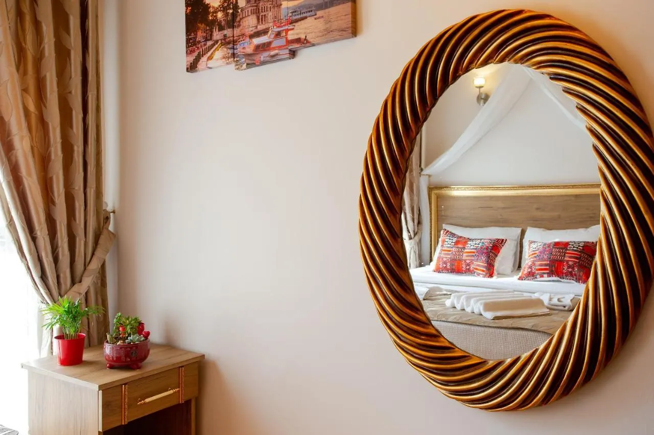 April Hotel Istanbul