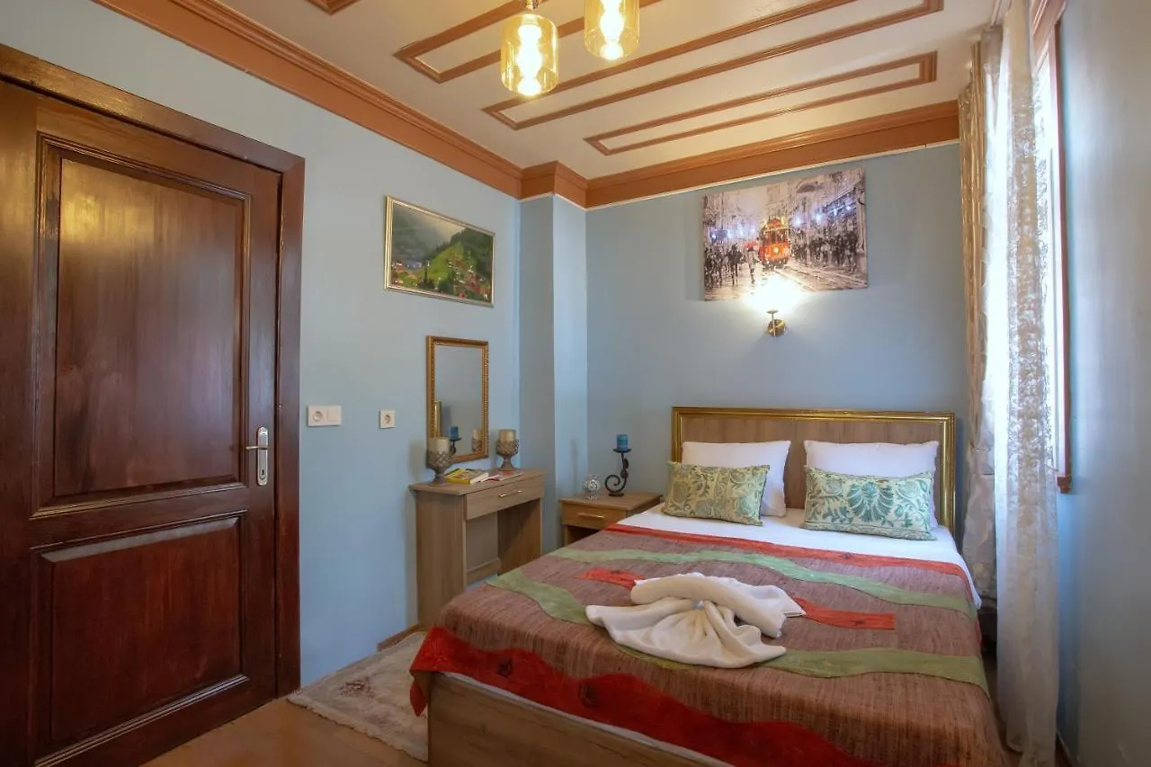 April Hotel Istanbul