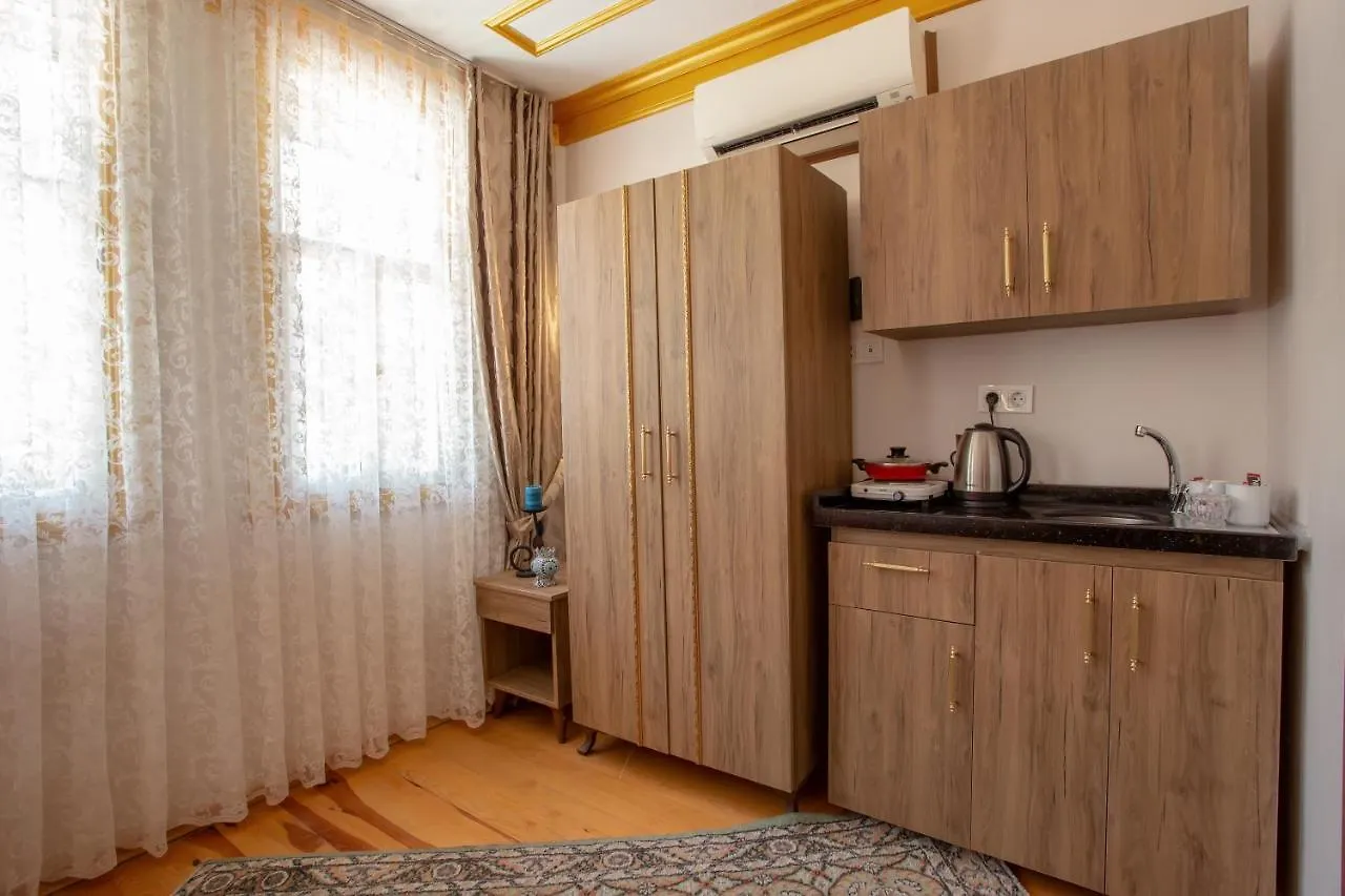 April Hotel Istanbul